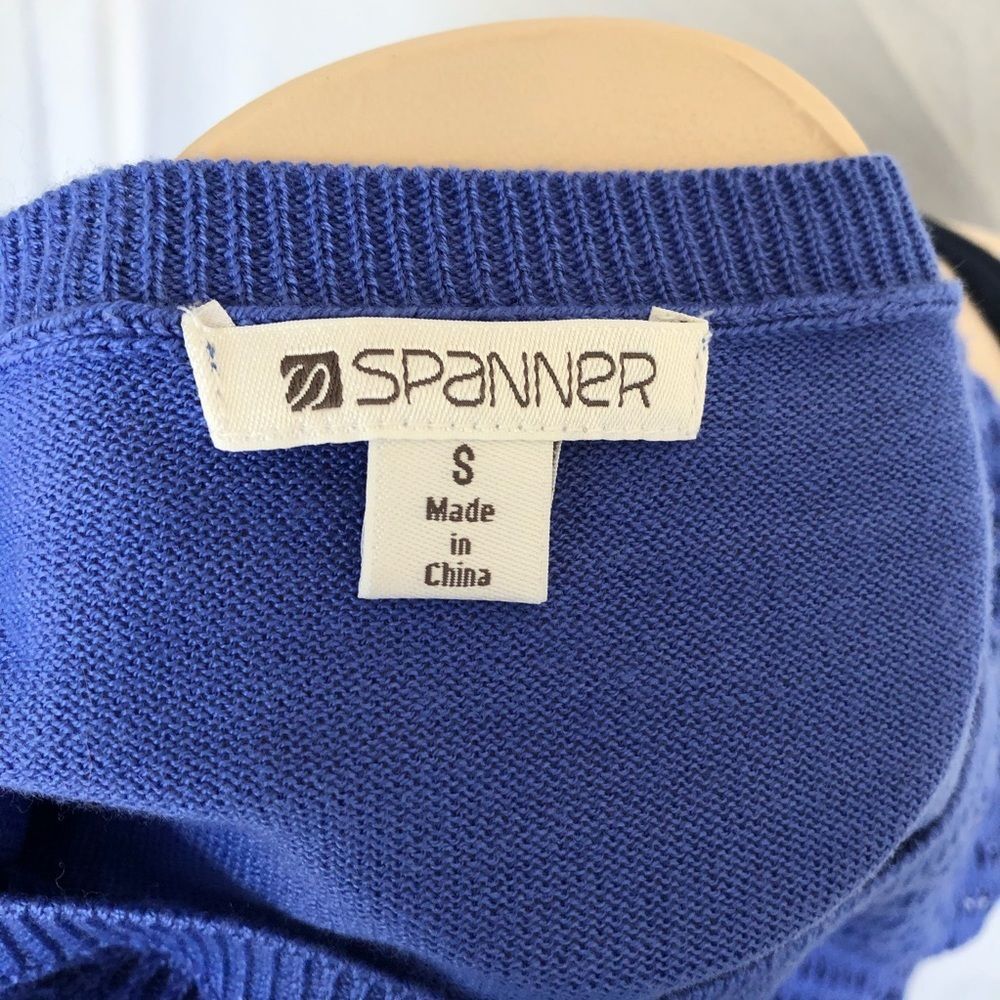 Spanner sweater - Picture 3 of 6